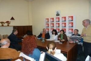 Pilar González se compromete a incluir en el programa del PA la defensa del acuífero de las Pilas