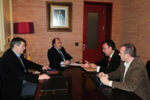 El Ayuntamiento reclama a Endesa que invierta en Algeciras para evitar más cortes de luz