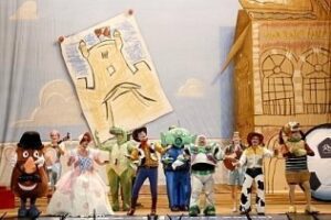 El Coro de los Niños y la chirigota del Sheriff, protagonistas de la sesión en El Falla