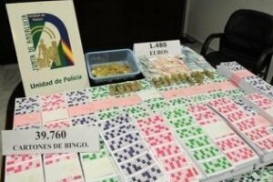 La Policía Nacional desmantela un bingo ilegal en la sede de la Asociación de Vecinos La Cañá