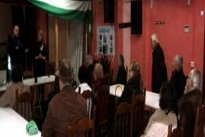 Un curso hará internet más accesible a los mayores del centro de día de la calle Prim