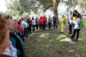 Medio centenar de mayores participan en la primera jornada Tercera edad al aire libre"