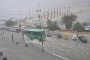 Las imágenes de la tromba de agua y granizo que inundó media Algeciras hace un año