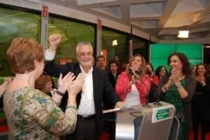 Griñán: Vamos a ganar en Andalucía por mucho que le pese a la derecha"