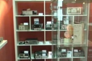 La radio es su mundo