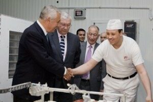 Arenas recortará en mil millones de euros el gasto corriente en Andalucía