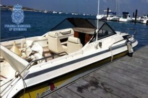 Interceptan más de 750 kilos de hachís en el puerto de Sancti Petri