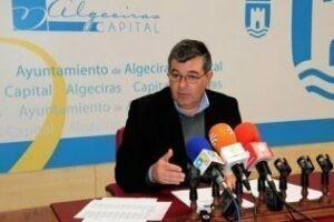 Fernández presenta las líneas maestras para pagar la deuda a proveedores