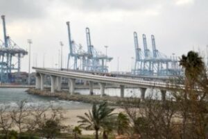 El puerto cierra el primer trimestre del año con "registros récord"