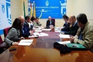 El Ayuntamiento reduce medio millón de euros los costes de limpieza