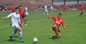 El San Roque apela a la épica, pero termina derrotado ante el Alcalá