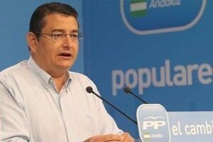 PP pide a la UE que acabe con la actitud de "barra libre para saltarse las leyes" que tiene Gibraltar