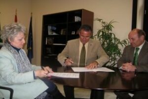 Alumnos de Torrealmirante podrán hacer prácticas en Mancomunidad