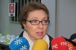 Aguayo: "El recorte de 2.700 millones viene por el Gobierno de Rajoy"