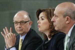 Montoro: "Los salarios no están bajando en España, moderan su crecimiento"