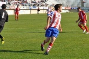 El descuento condena a un Algeciras que se aleja a 4 puntos del playoff