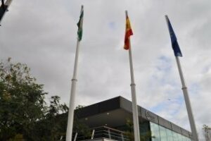 Más de ochenta parados realizan prácticas en empresas de la comarca