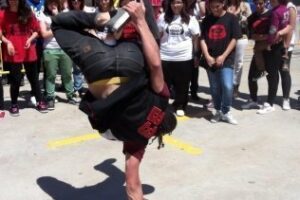 El Parque Feria se llena de ritmos jóvenes en la II Quedada de Danza Urbana