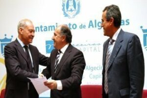 Diego González: Zona Franca en manos del PSOE no hacía nada en Algeciras"