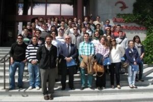 Estudiantes de la Escuela de Ingenieros de Granada visitan el puerto algecireño