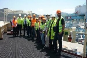 Periodistas de la comarca analizan la actividad de Maersk en el Estrecho