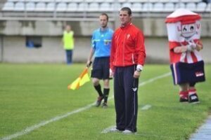 Andrés Eslava dimite como técnico del Algeciras y Tobali tomará las riendas