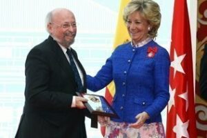 El Club Liberal 1812, distinguido con la Gran Cruz de 2 de Mayo