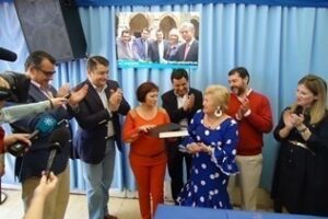 Sanz: "Griñán ha elegido a los más radicales para la confrontación con Rajoy"