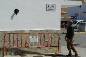 San Roque renueva la placa de una calle a petición de los internautas