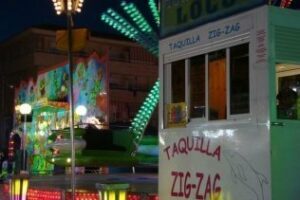 Fallece una mujer en una atracción en el inicio de la Feria de Los Barrios