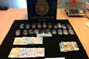 Doce detenidos en una gran operación nacional contra el narcotráfico