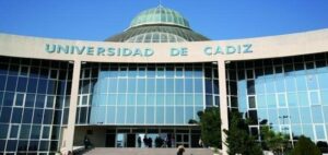 La UCA rechaza las medidas del la Junta y los recortes del Gobierno