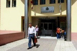 El ciudadano deberá pagar al abogado de oficio