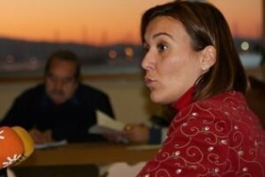 Araujo (PSOE) insta a Manos Limpias a denunciar al Gobierno por no defender a 70.000 linenses