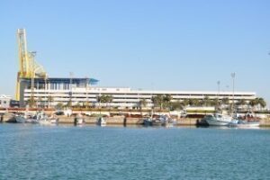 Pescadores de la bahía deciden no faenar hoy en la zona de conflicto