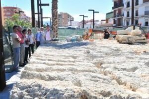 Los restos históricos de La Marina se trasladan al paseo del Río de la Miel