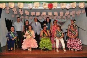 Mayores del Centro de Día Algeciras II" celebran su tradicional jornada ferial