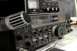 Radioaficionados de Ceuta y la comarca difunden el Paso del Estrecho
