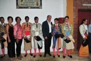 Los alumnos de Tauromaquia brillan en su novillada de Feria