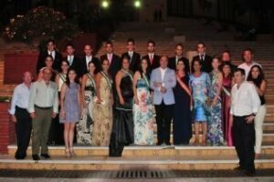 El Ayuntamiento agasaja a la reina juvenil y su corte de honor