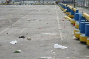 Rull:"La limpieza brilla por su ausencia en el Llano Amarillo tras la feria"