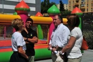 Más de 120 alumnos abren el campamento de verano de la Sánchez-Verdú"