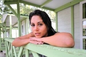 SAL te muestra el making of de la sesión de fotos con Margarita Petisme