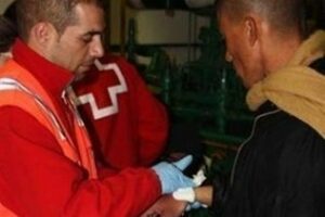 Interceptada una patera con cinco personas en la costa de Las Palomas