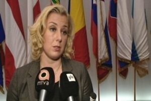 España dará a Finlandia 770 millones por participar en el rescate bancario