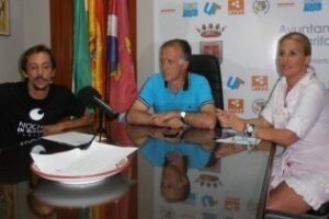 Más de 70 artistas y mucho público en la I Noche en Blanco de Tarifa