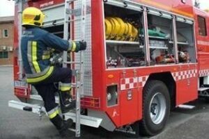 Un incendio obligó a cortar N-340 a su paso por Tarifa