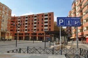 La plaza Verboom ya cuenta con iluminación