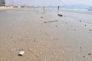 Los trabajadores de playas y empresa GCS firman el convenio laboral