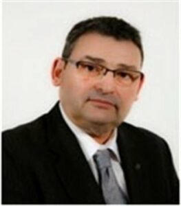 El diputado que las pasa canutas con 5.100 euros lamenta las críticas